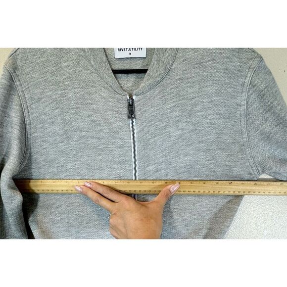 NWOT Rivet Utility Lightweight Heather Gray Maven French Terry Jumpsuit Romper M - Picture 13 of 16